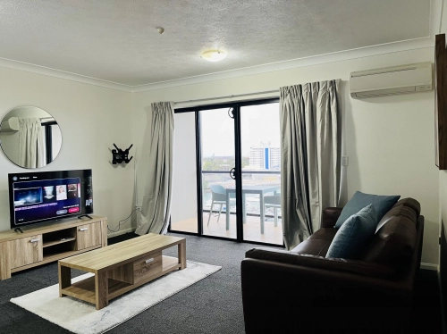 One Bedroom Apartment